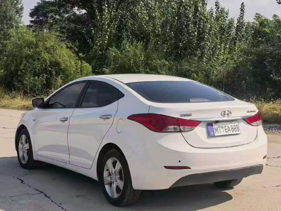 Hyundai Elantra 2014 1.6L Automatic 8
