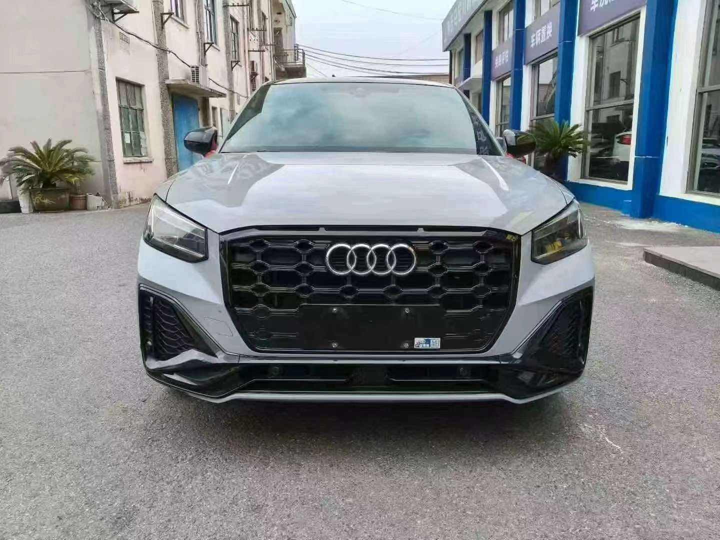 Audi Q2L 2