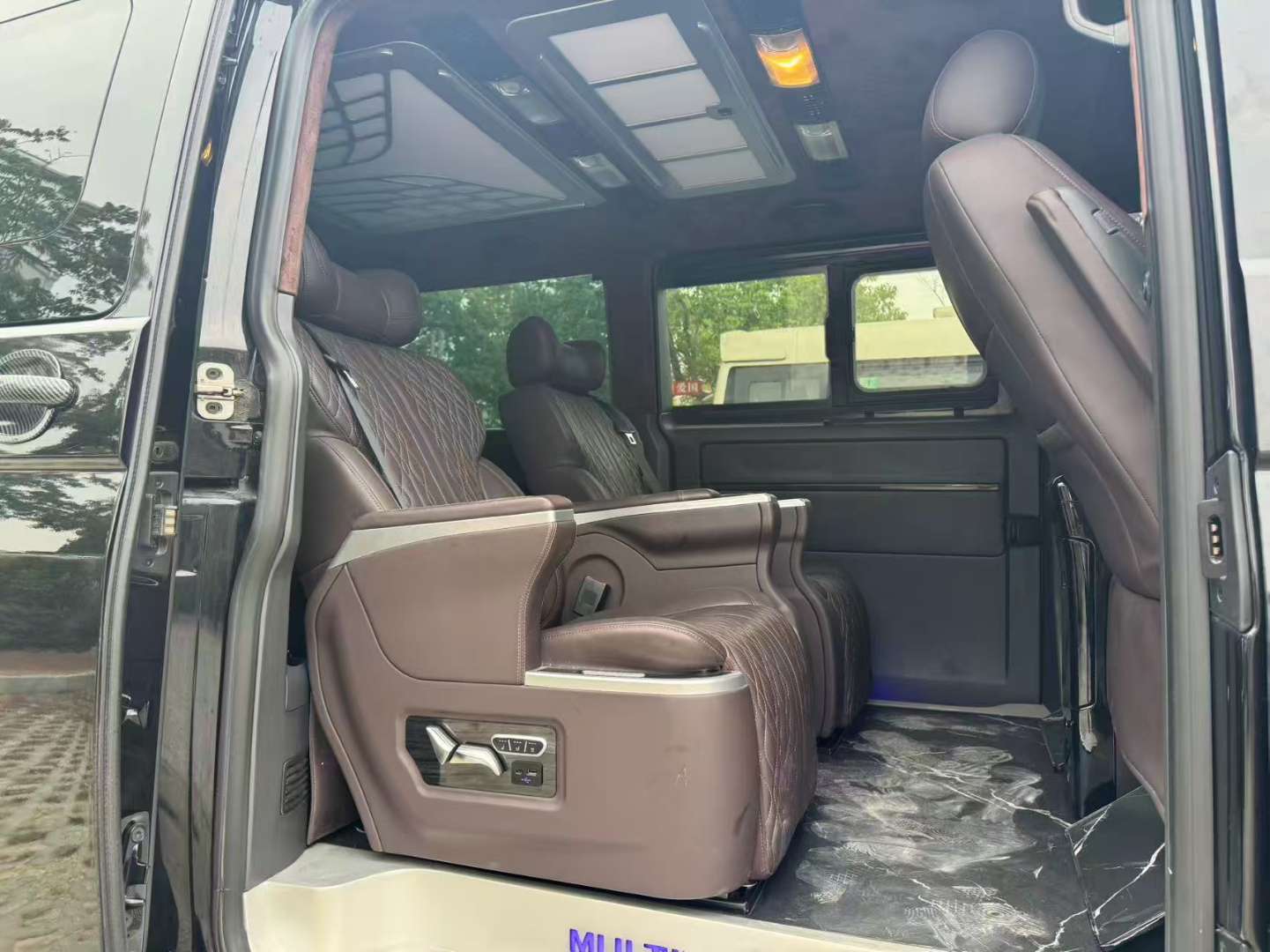 Volkswagen Multivan 6