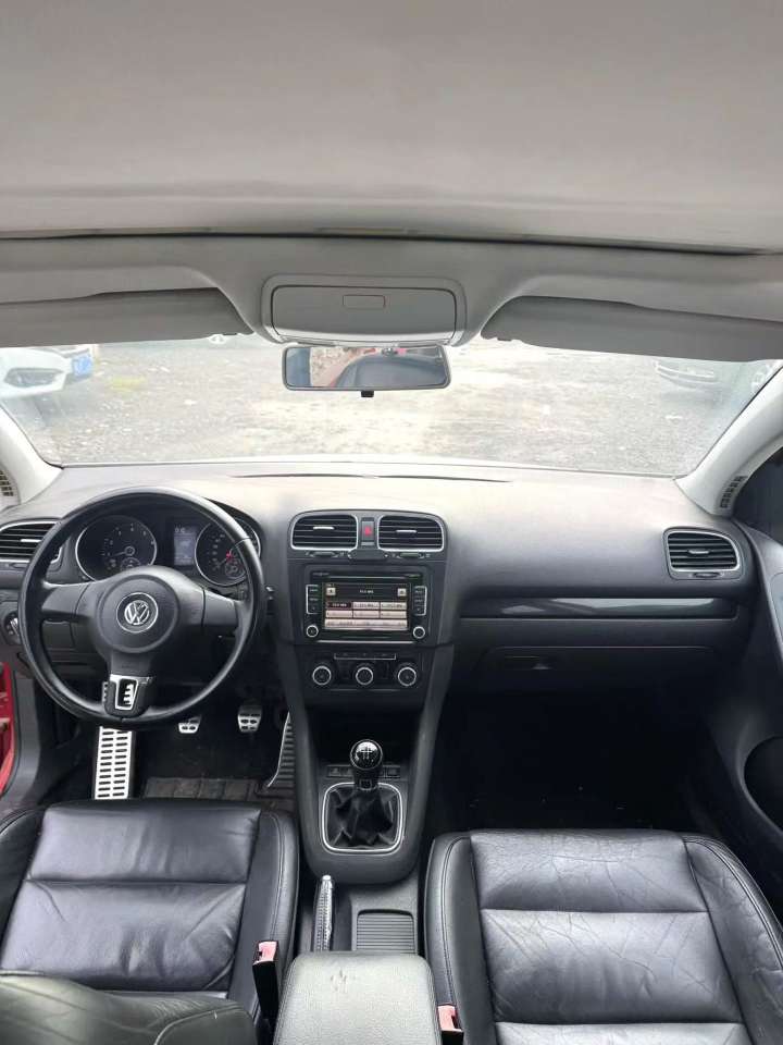 Volkswagen Golf 2011 1.4T 5