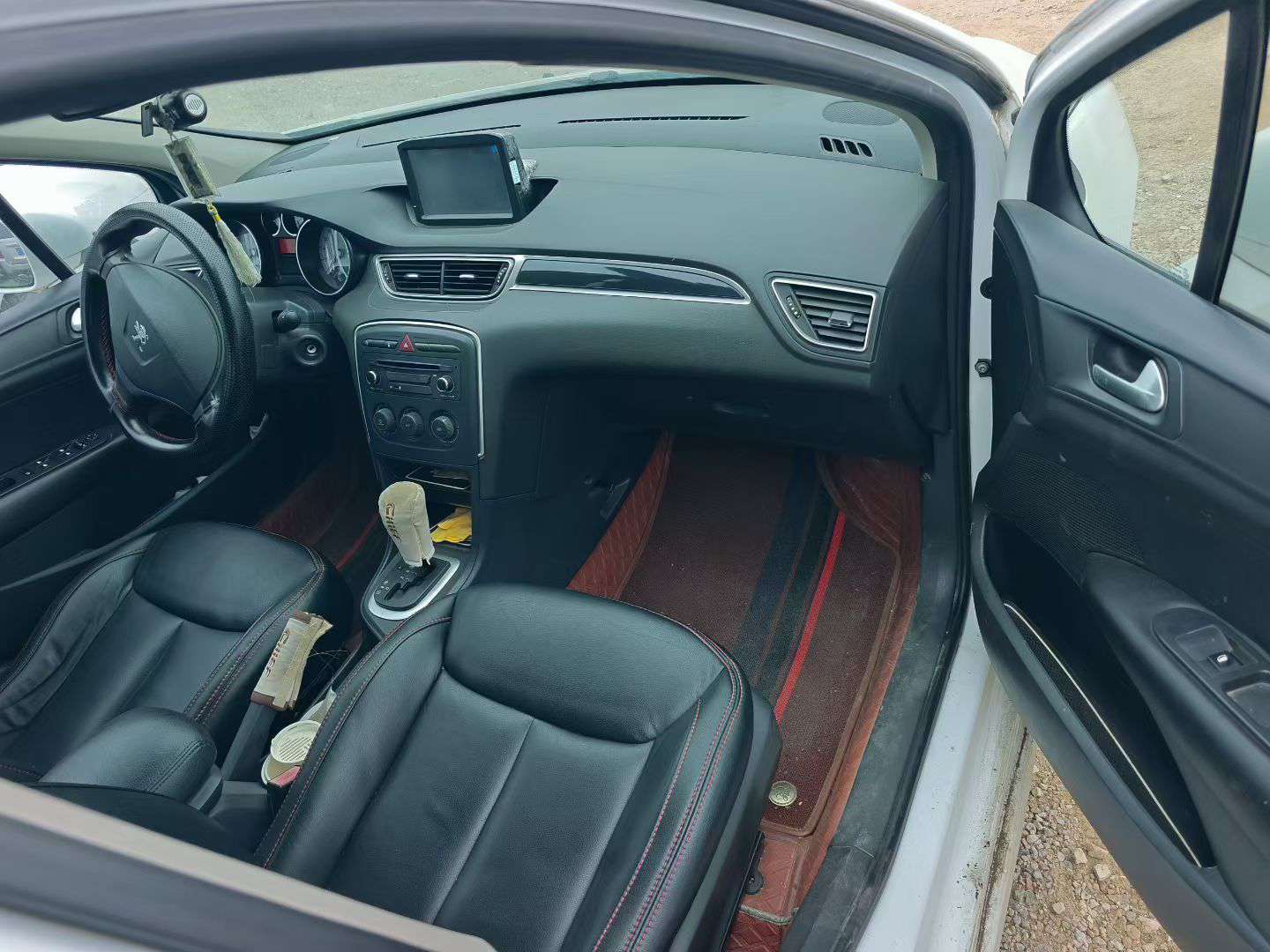 Peugeot 308 7