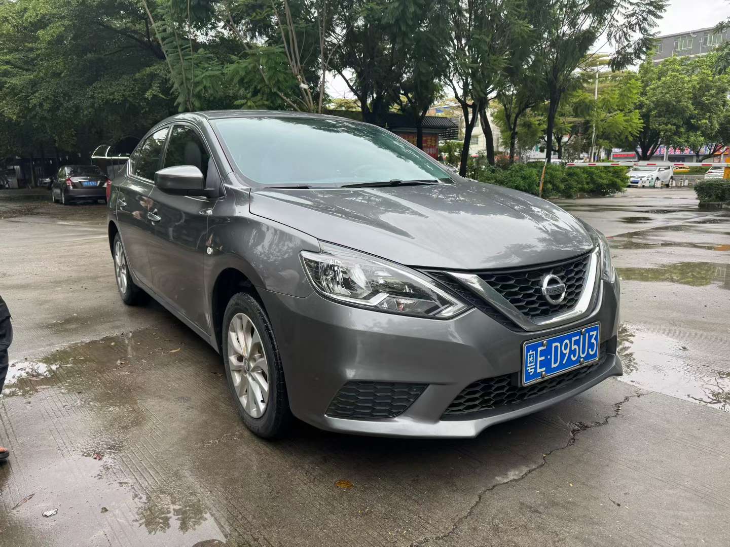Nissan Sylphy 1.6L Automatic 2