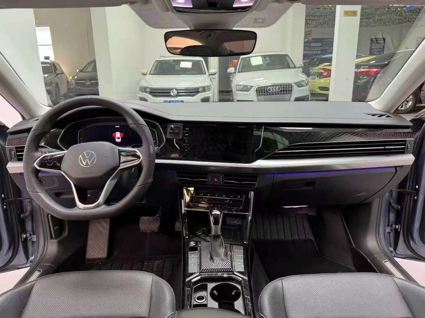 Volkswagen Passat Luxury Edition 8