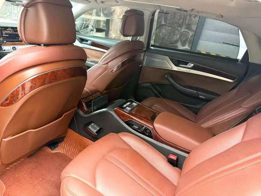 Audi A8L 2012 45 TFSI quattro Luxury 4