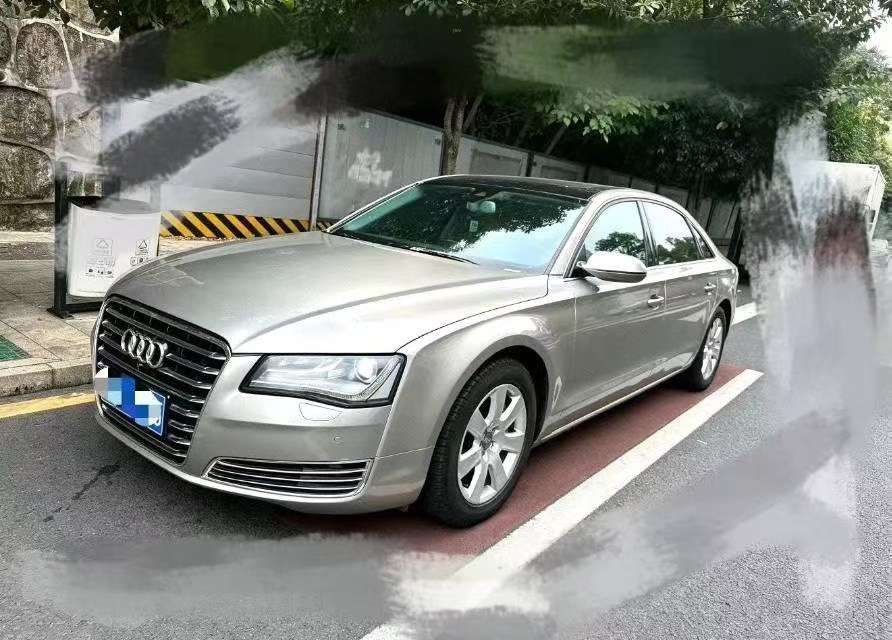 Audi A8L 2012 45 TFSI quattro Luxury 2