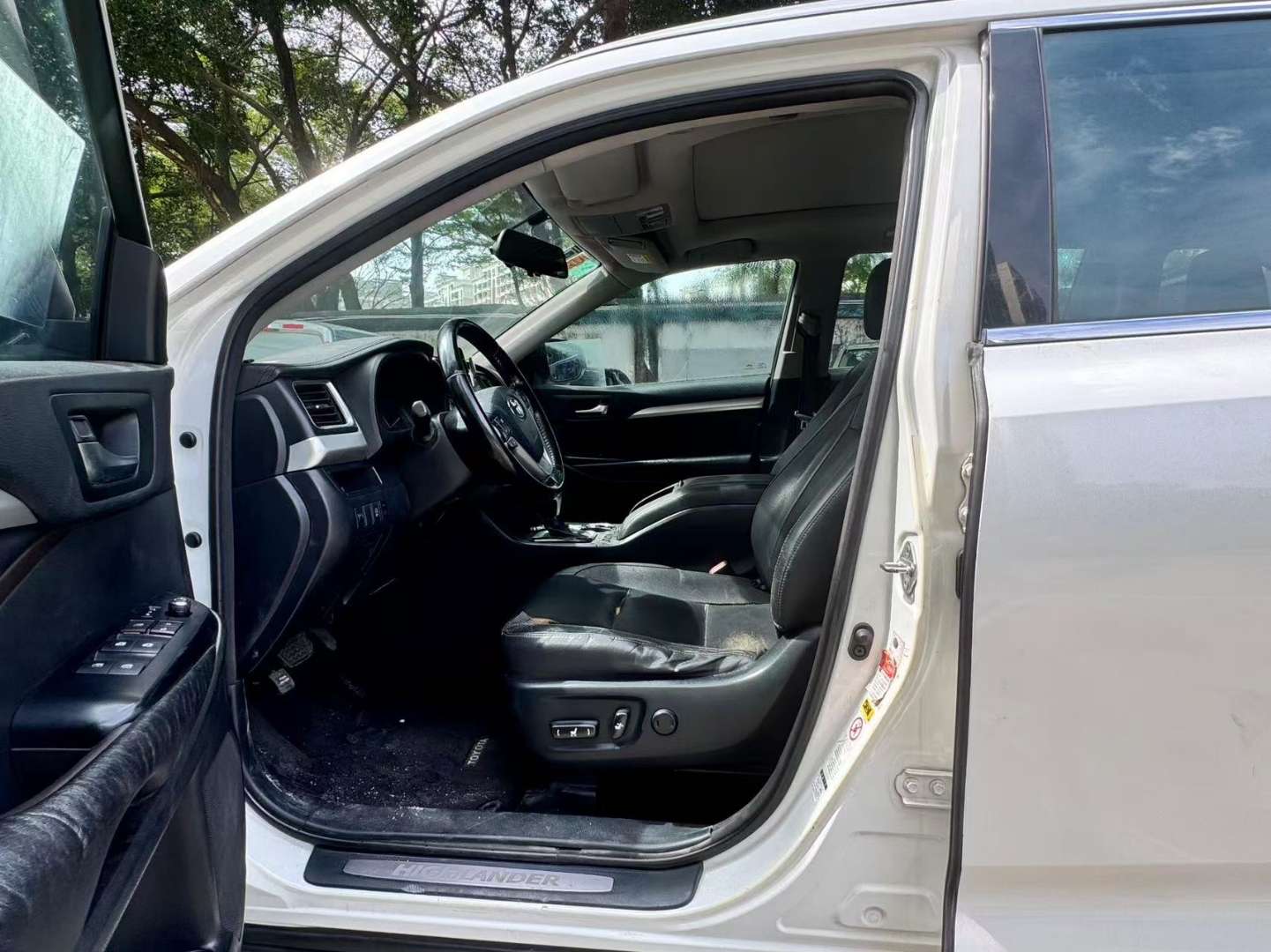 Toyota Highlander 2.0T AWD Luxury 6