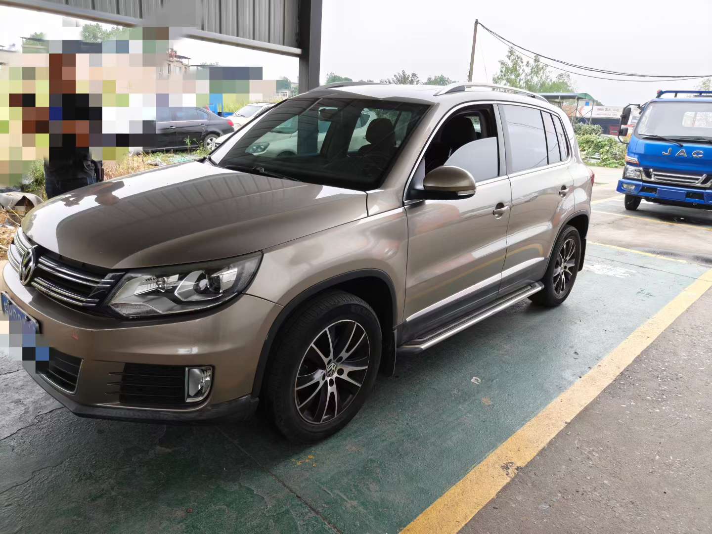 Volkswagen Tiguan 1.8 4WD Automatic Panoramic Sunroof