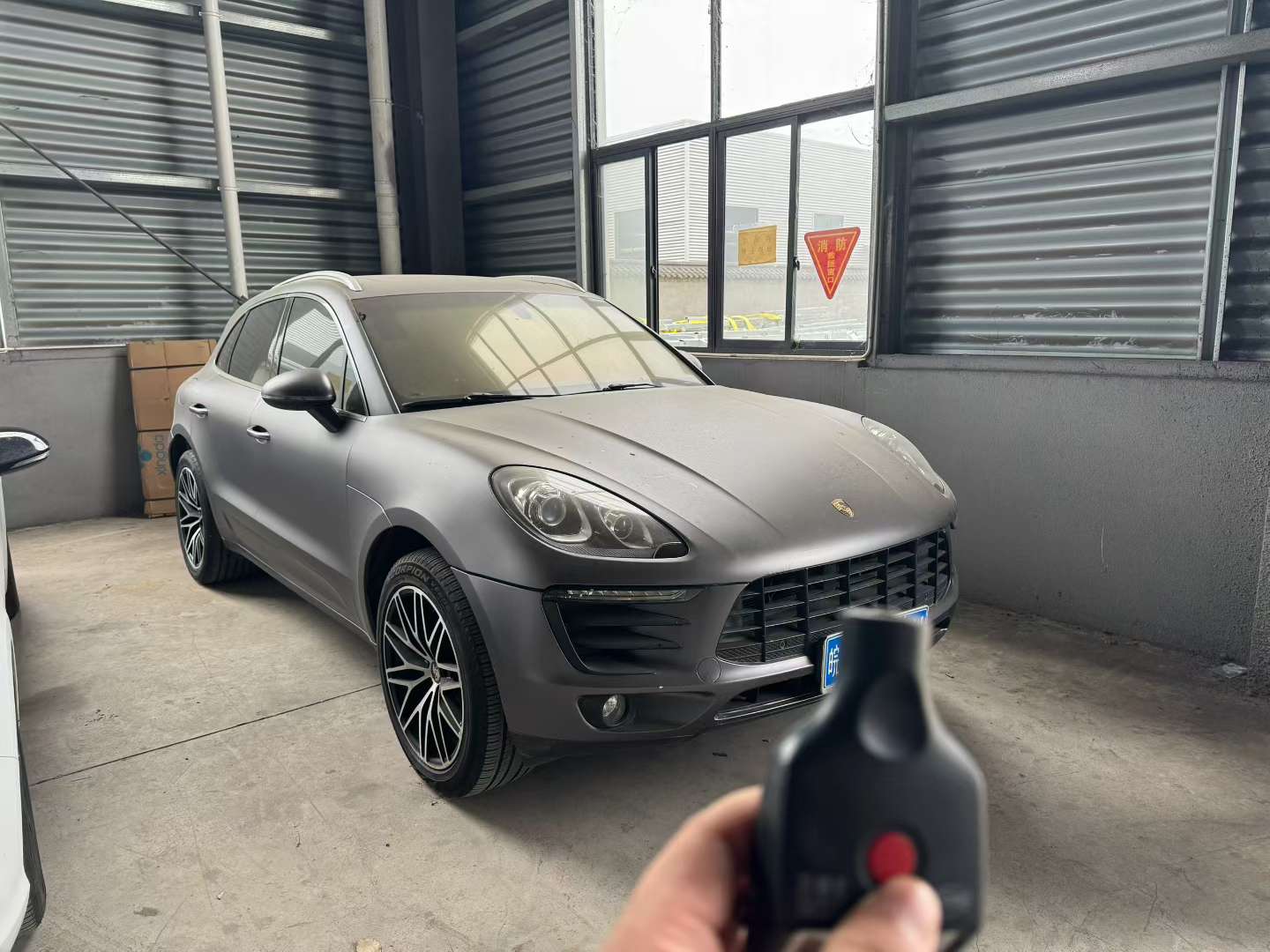 Porsche Macan 2