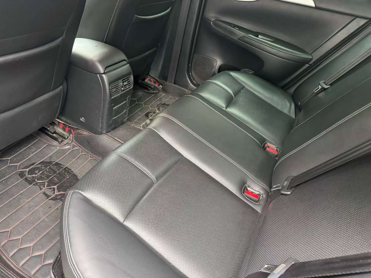 Nissan Sylphy 1.6L Automatic 9