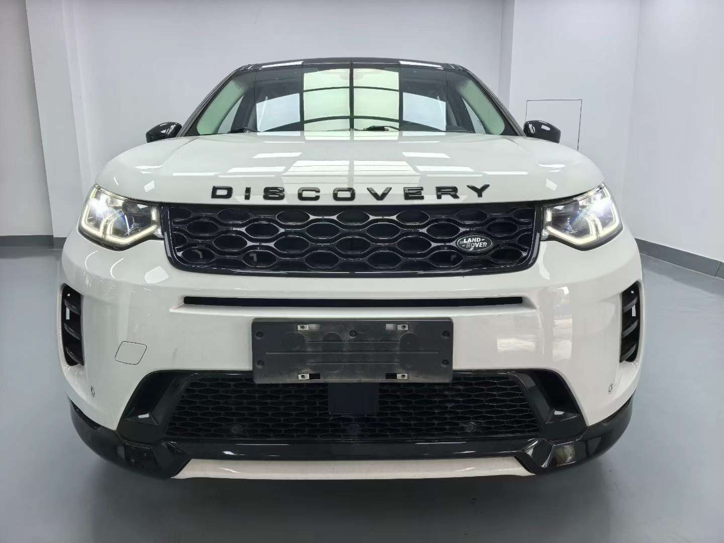 Land Rover Discovery Sport 2