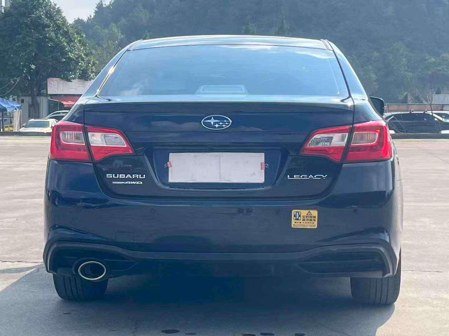 Subaru Legacy 2020 2.5L AWD 8