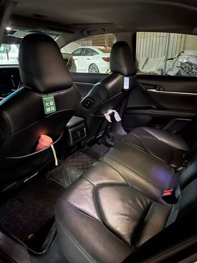 Toyota Camry 2019 2.0G Luxury Edition 3