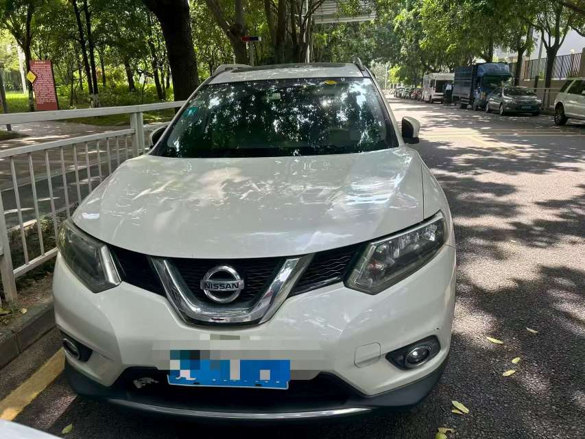 Nissan X-Trail 2015 2.0L Automatic Comfort Edition 2