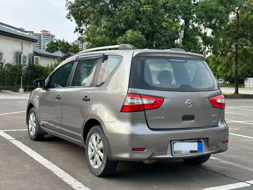 Nissan Livina 2015 1.6L Comfort Edition 9