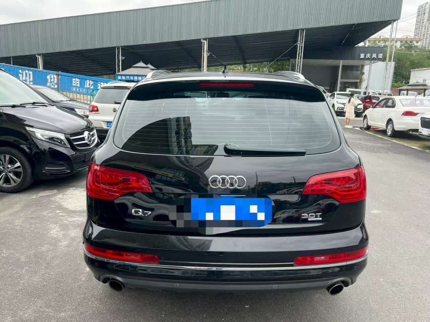 Audi Q7 3