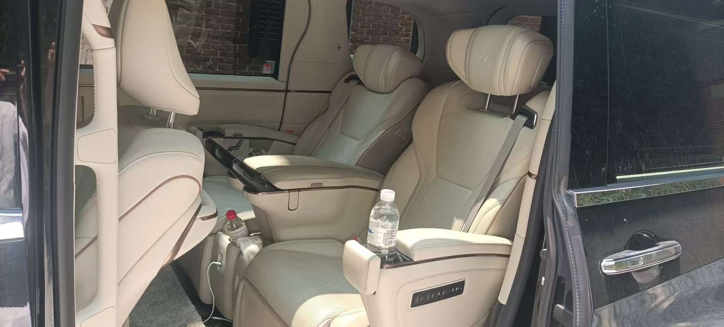 Toyota Alphard 2