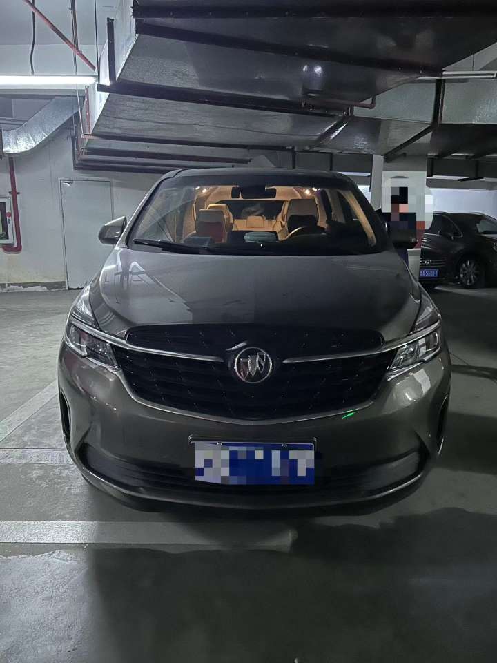 Buick GL8 2022 2.0T Land Business Class 652T Smart Prestige Edition 2