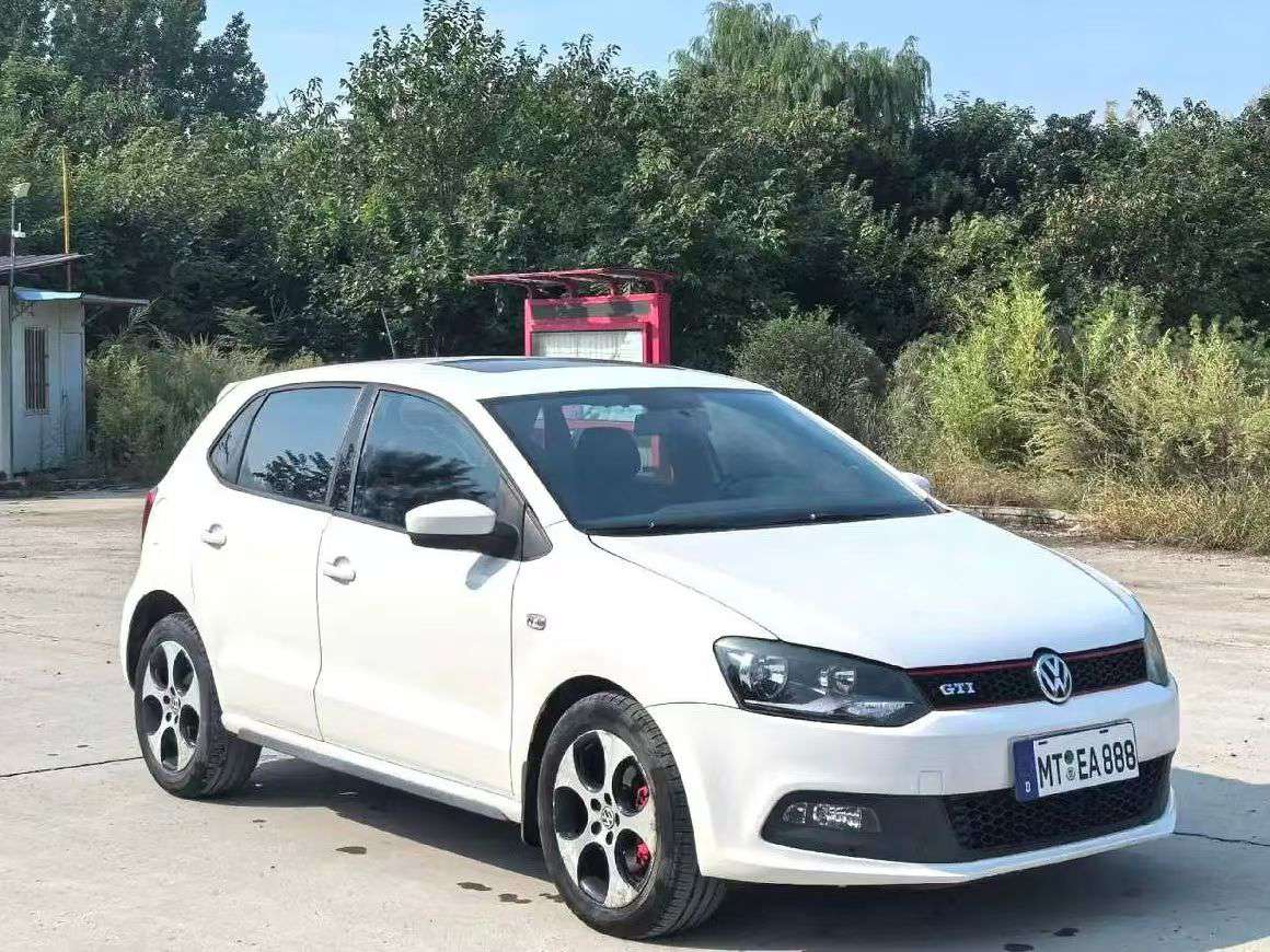 Volkswagen Golf GTI 2015 1.4T Automatic 3
