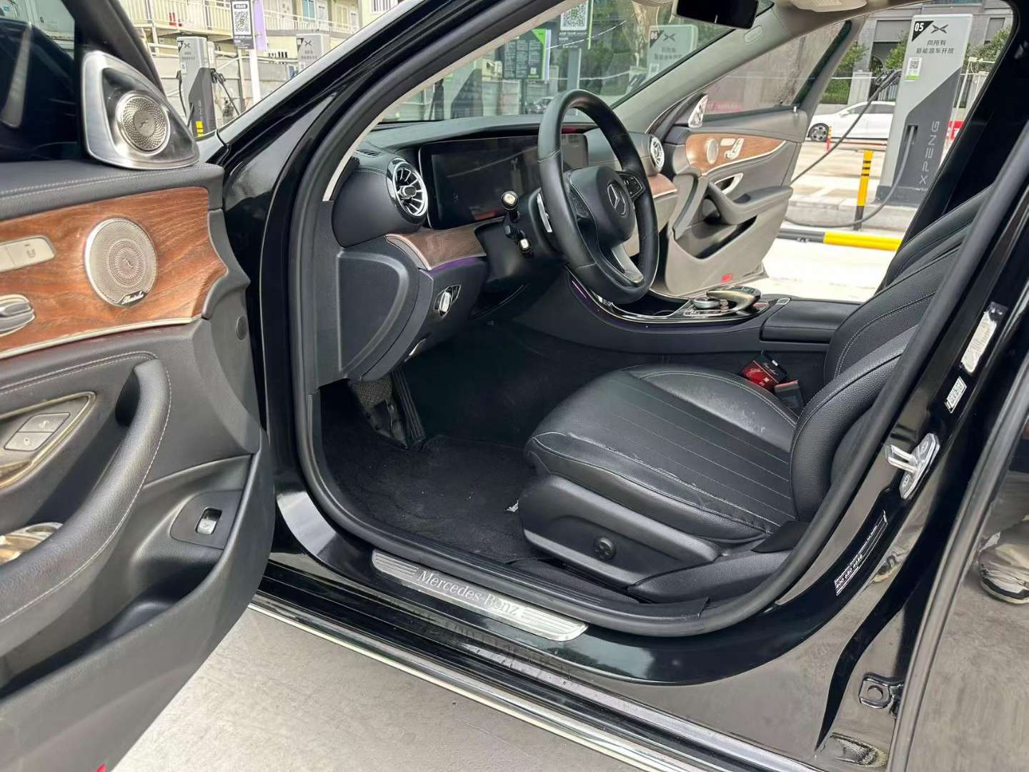 Mercedes-Benz E-Class 2017 E300L 7