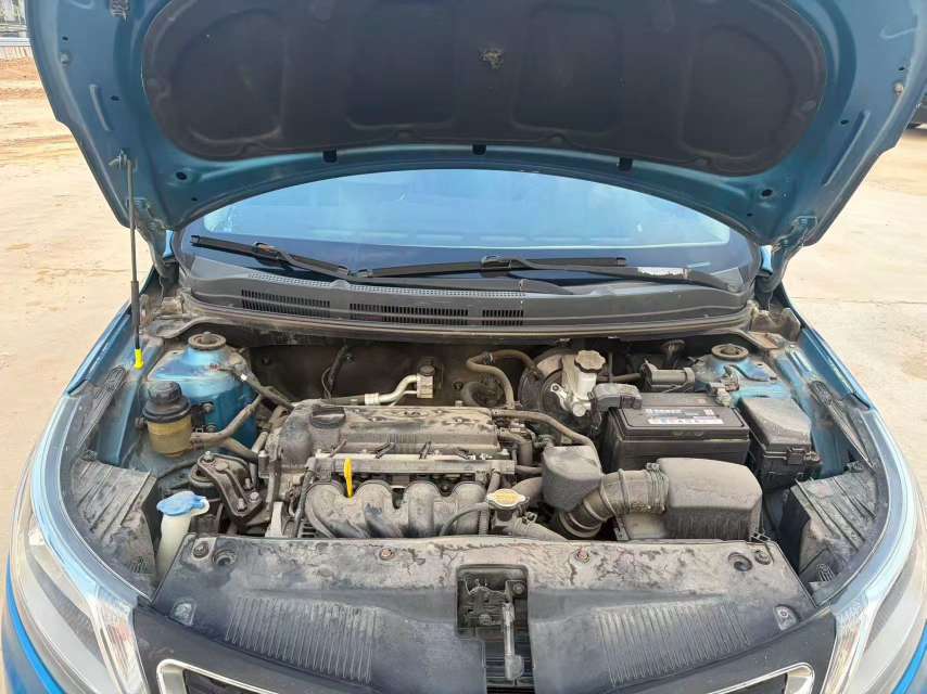Kia K2 6