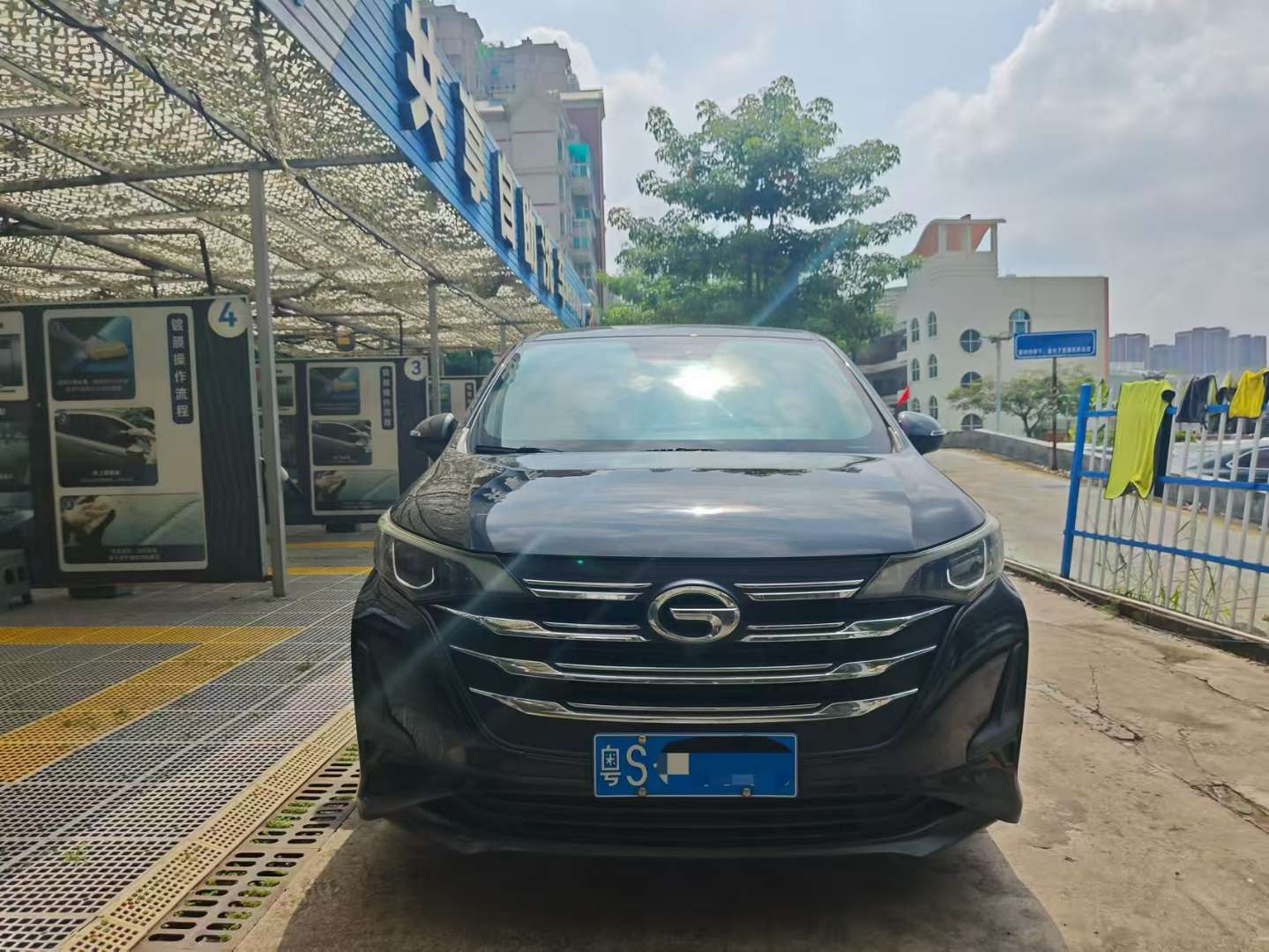 Trumpchi M6 270T DCT Elite Edition (7-Seater)