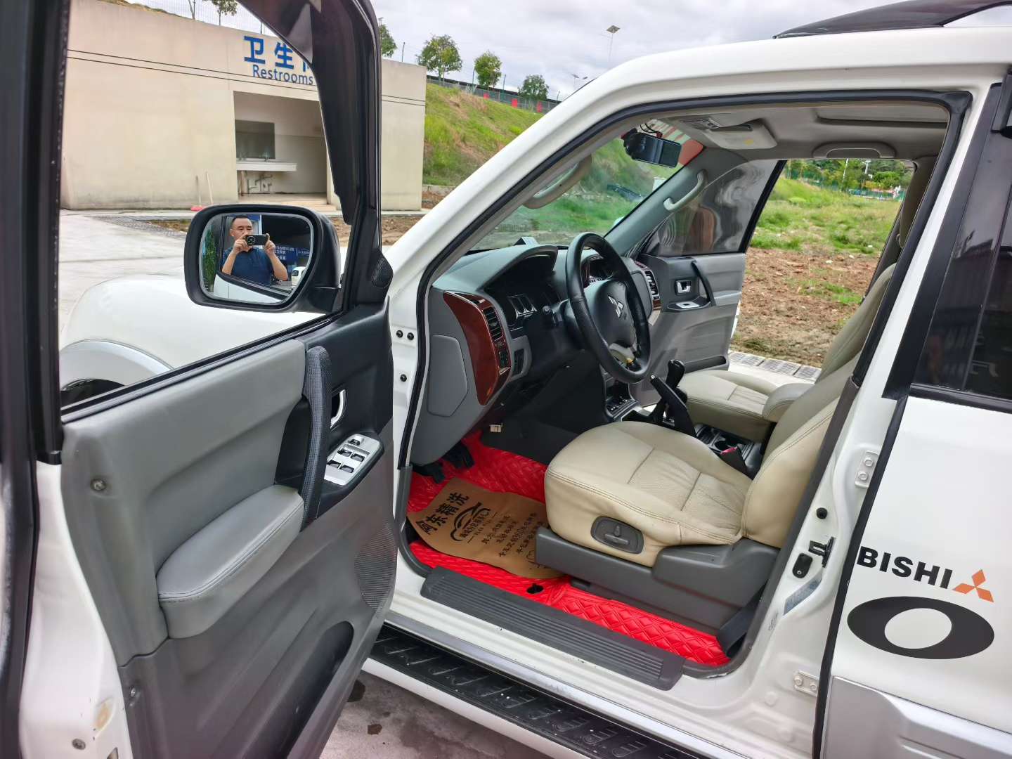 Mitsubishi Pajero V73 3.0L Manual 4WD 8
