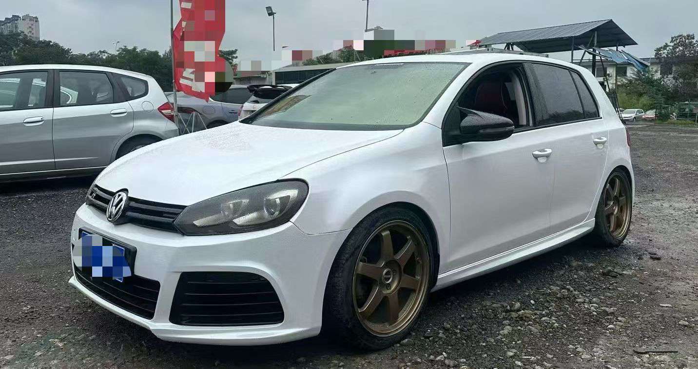 Volkswagen Golf 2