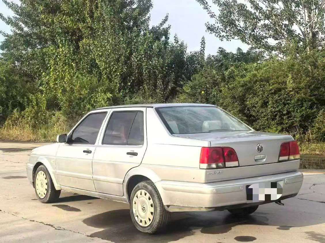 Volkswagen Jetta Automatic 1.6 8