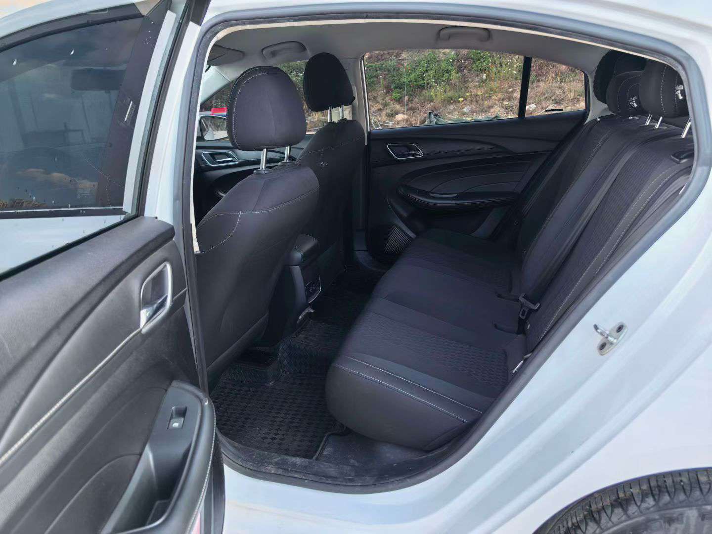 Roewe i5 5