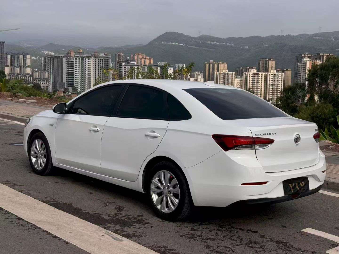 Buick Excelle 1.5L Automatic 9