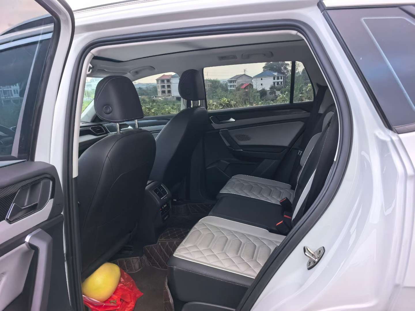Volkswagen Tayron 4