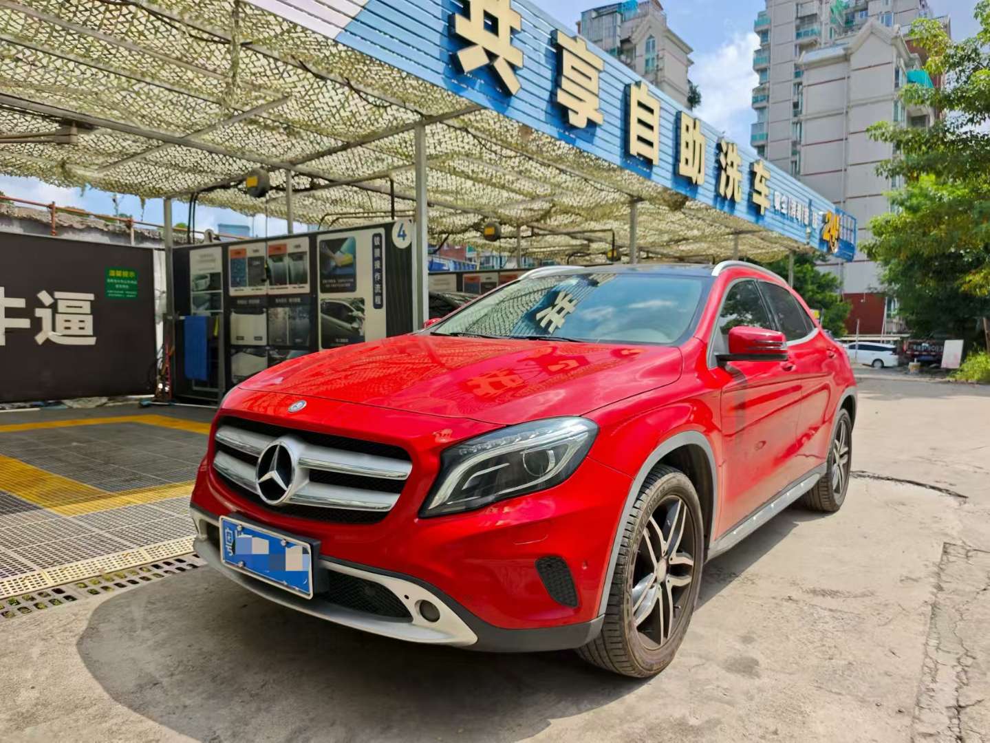 Mercedes-Benz GLA 2
