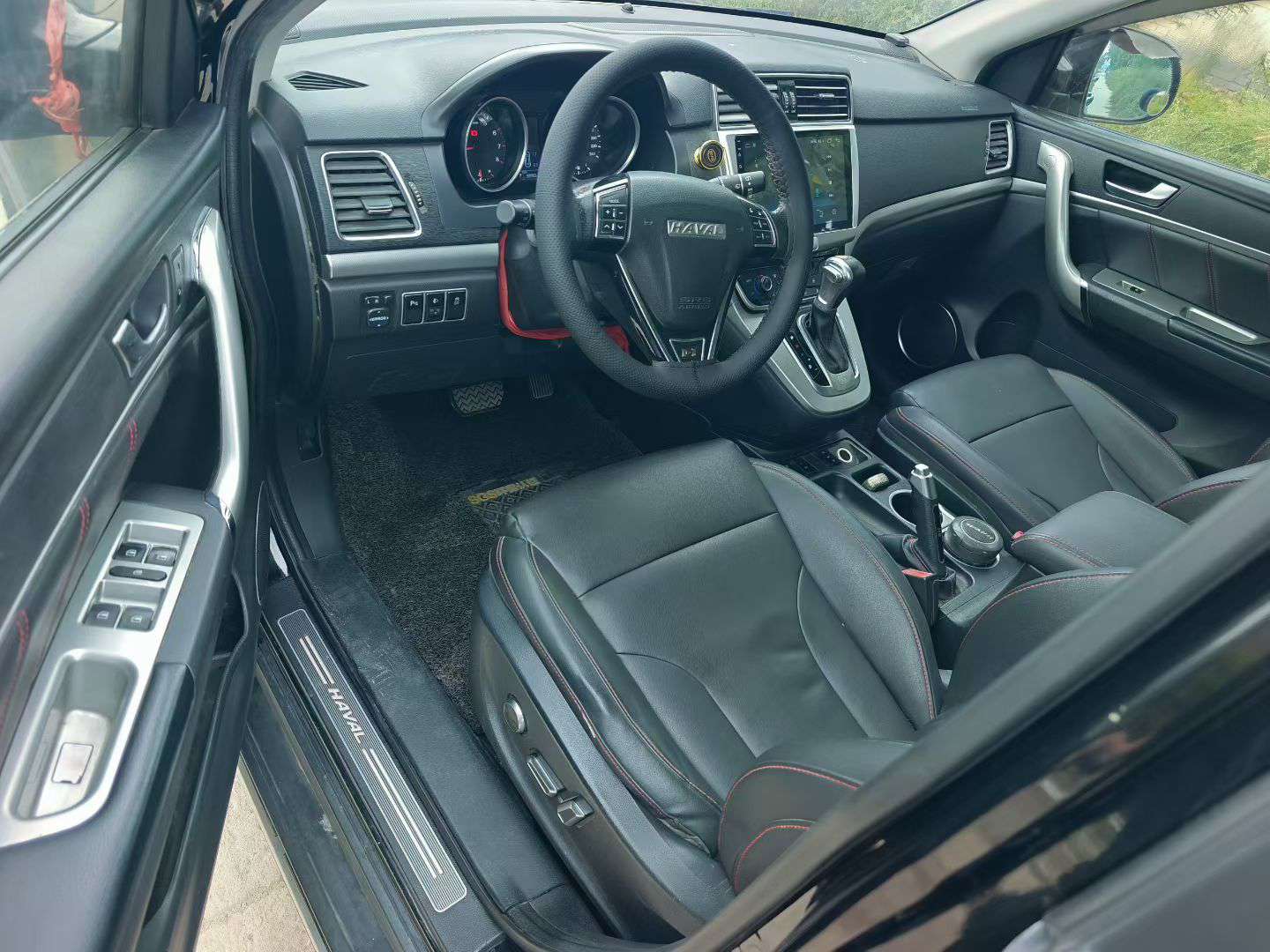 Haval H6 1.5T Automatic with Sunroof Top Trim 4