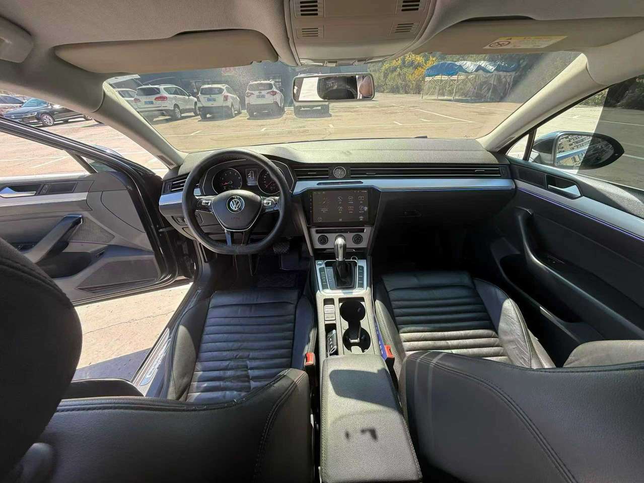 Volkswagen Magotan 8
