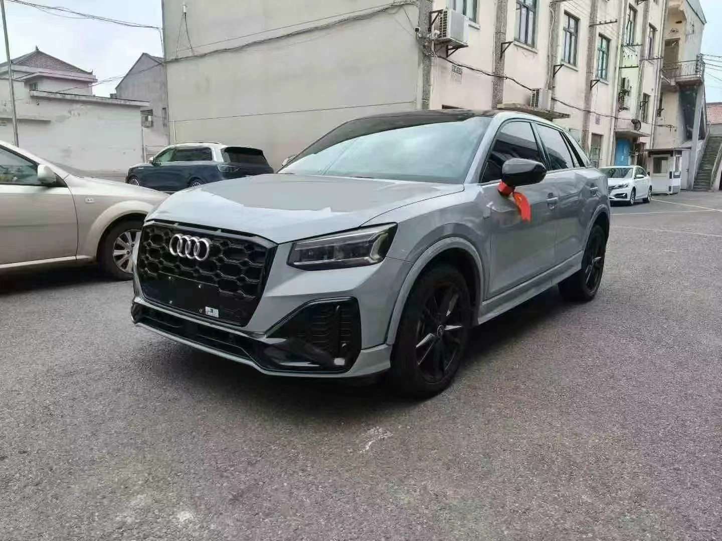 Audi Q2L