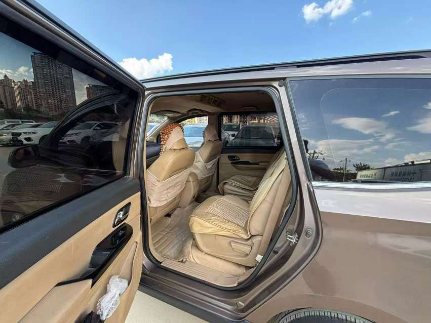 Wuling Hongguang S1 Manual 1.5L 8