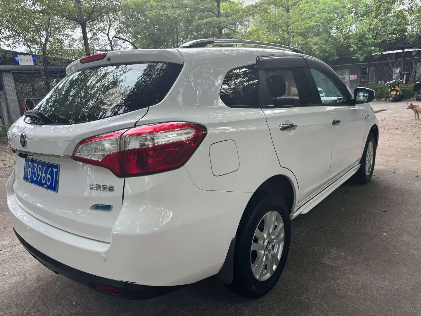 Venucia T70 2017 2.0L Automatic 9