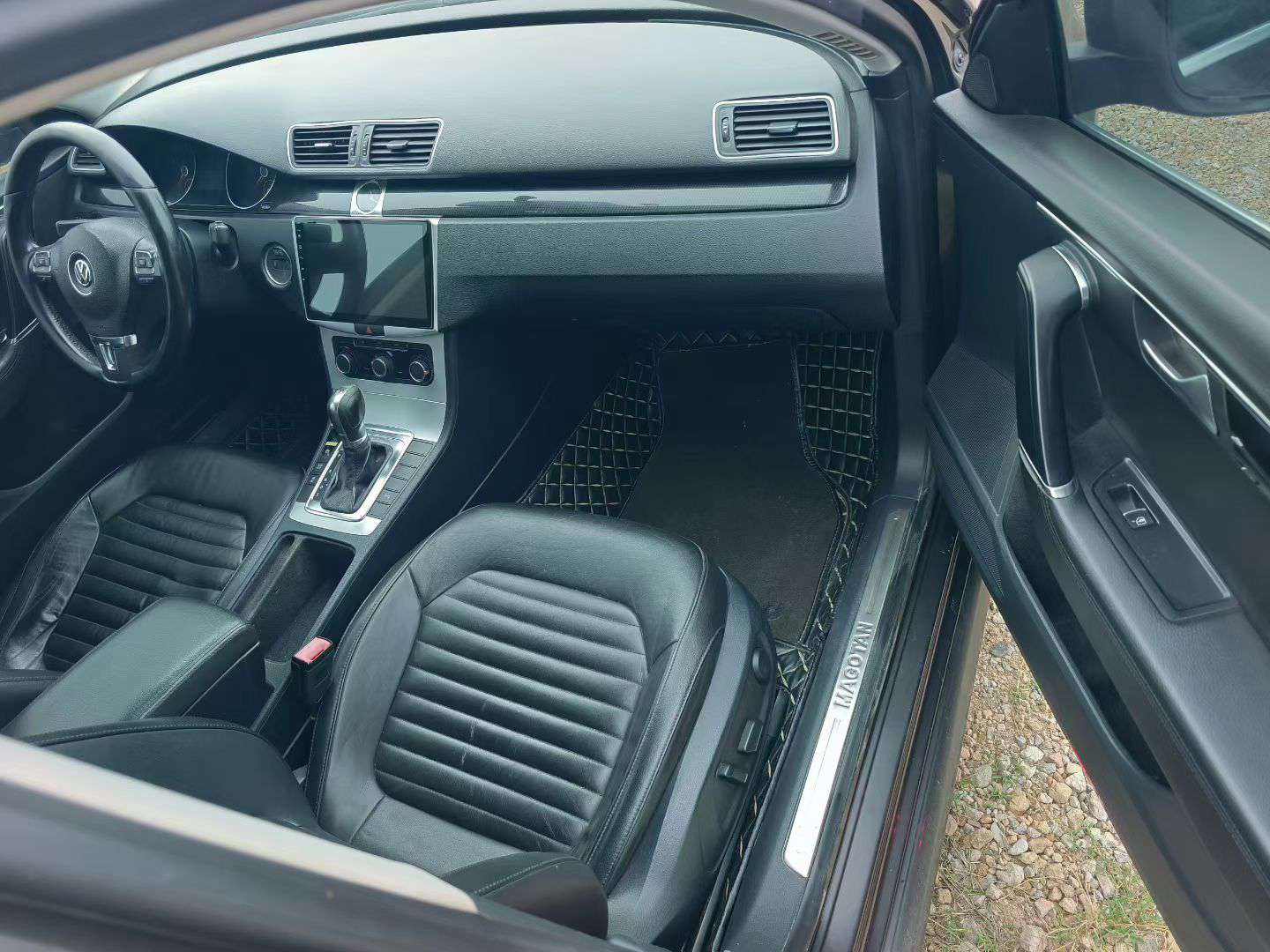 Volkswagen Magotan 1.8T Automatic 7