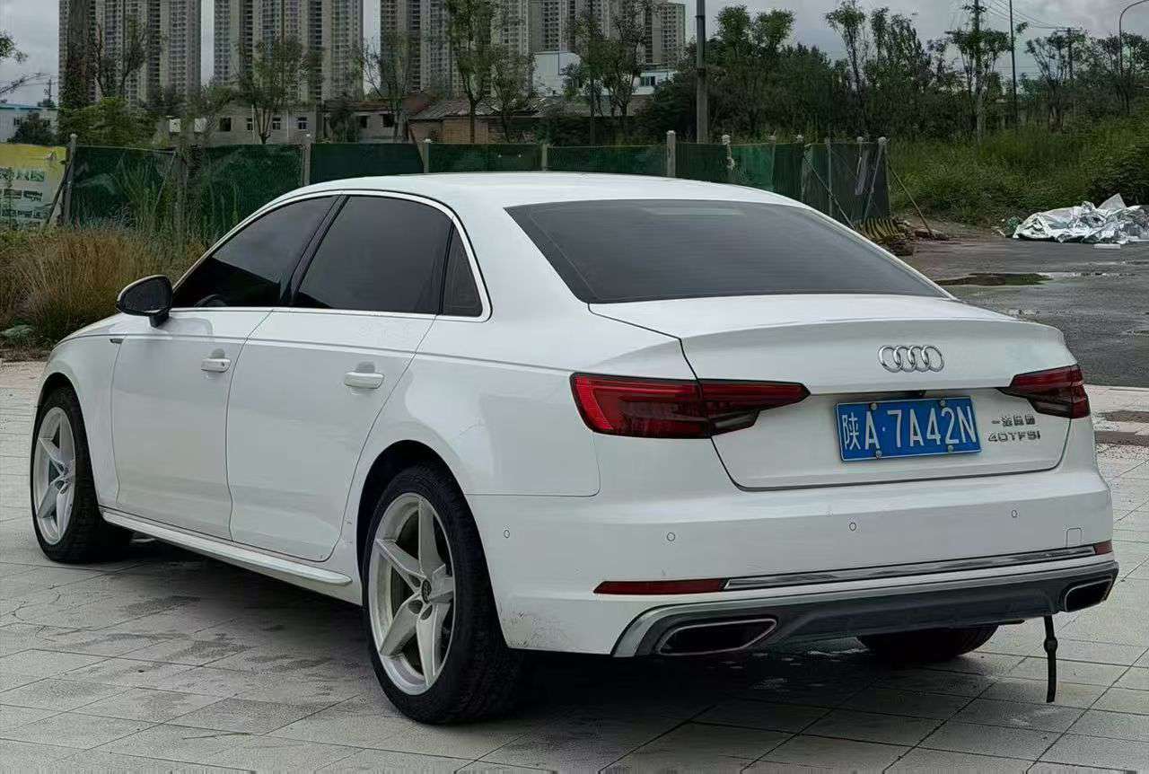 Audi A4 2017 A4 8