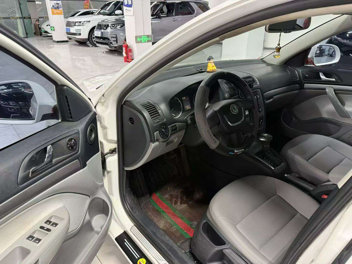 Skoda Octavia 2013 1.4T Automatic 8