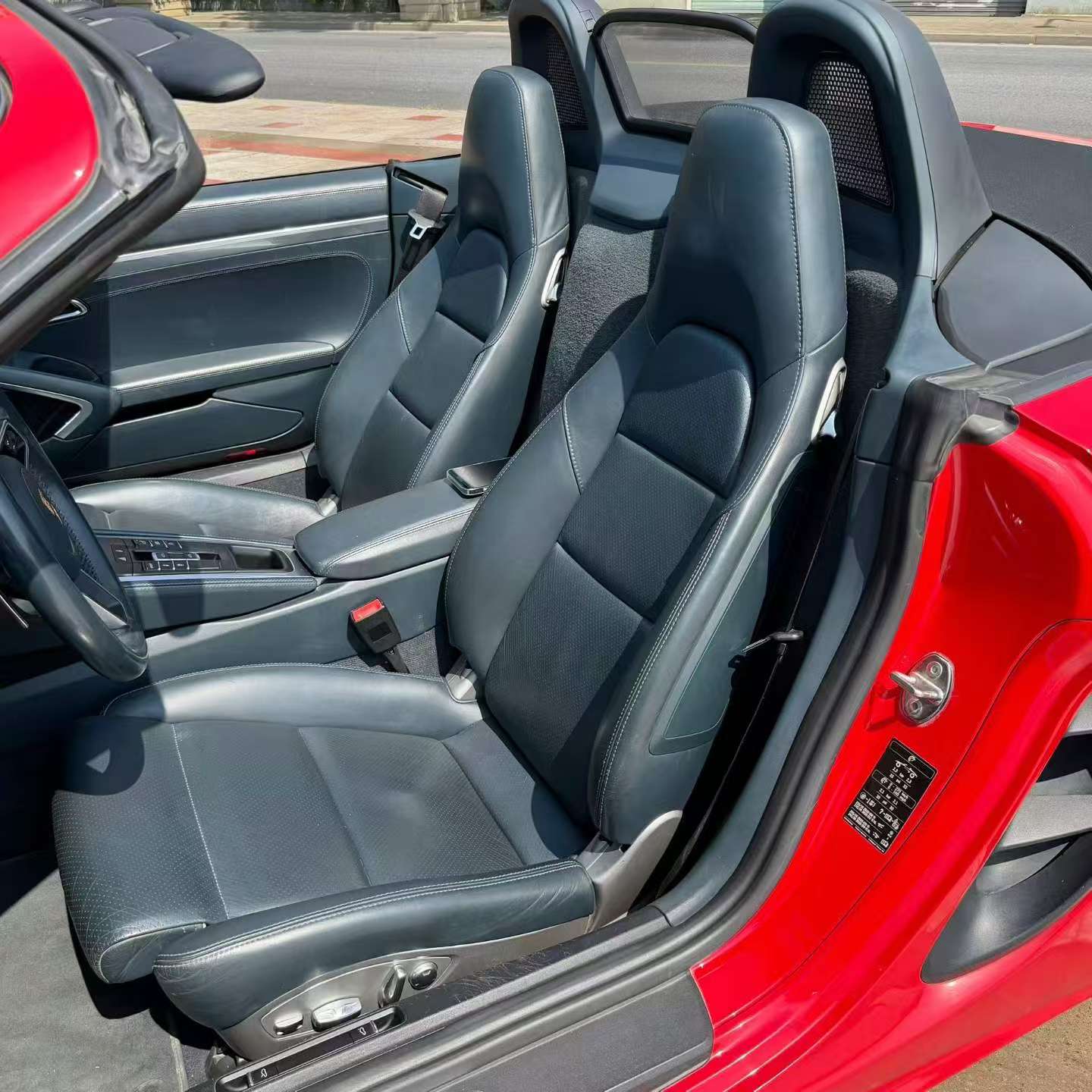 Porsche 718 2019 718 Convertible 5