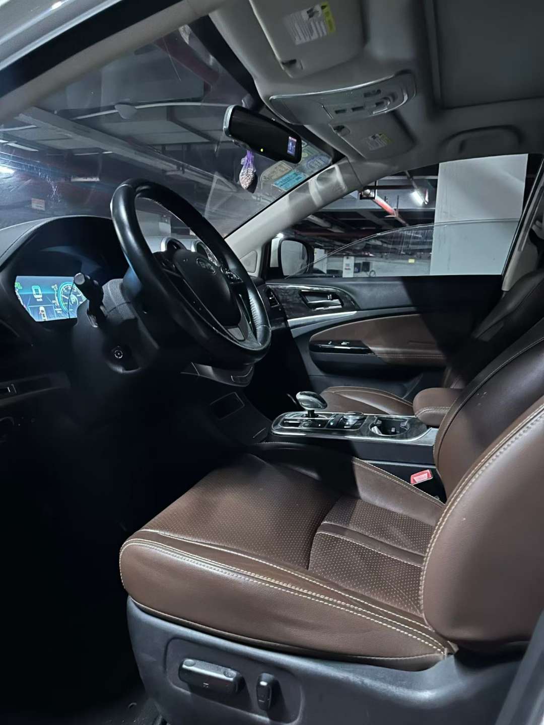 BYD Tang 2015 2.0T AWD Flagship 2