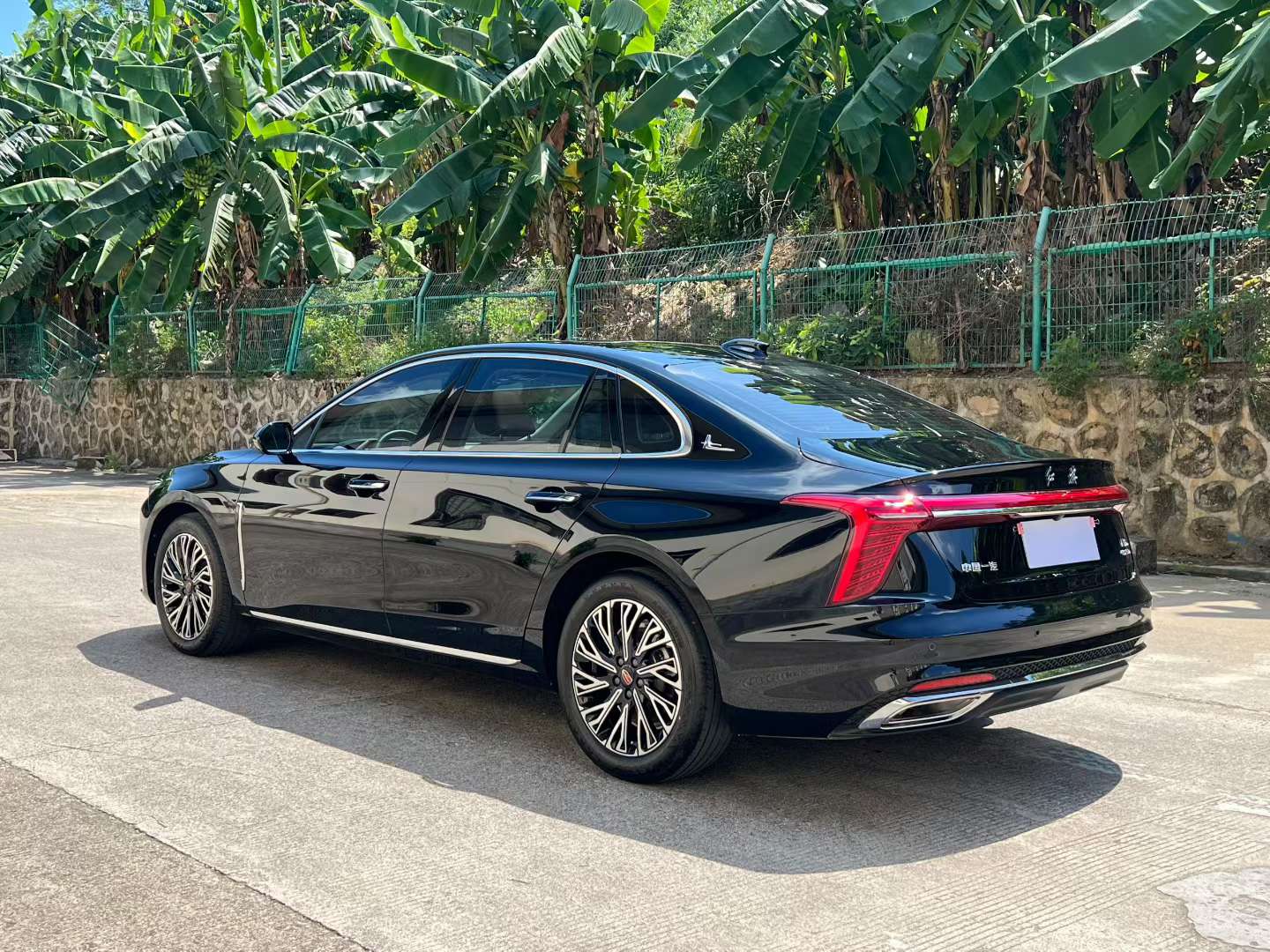 Hongqi H5 2024 2.0T Automatic Smart Flagship Edition 8