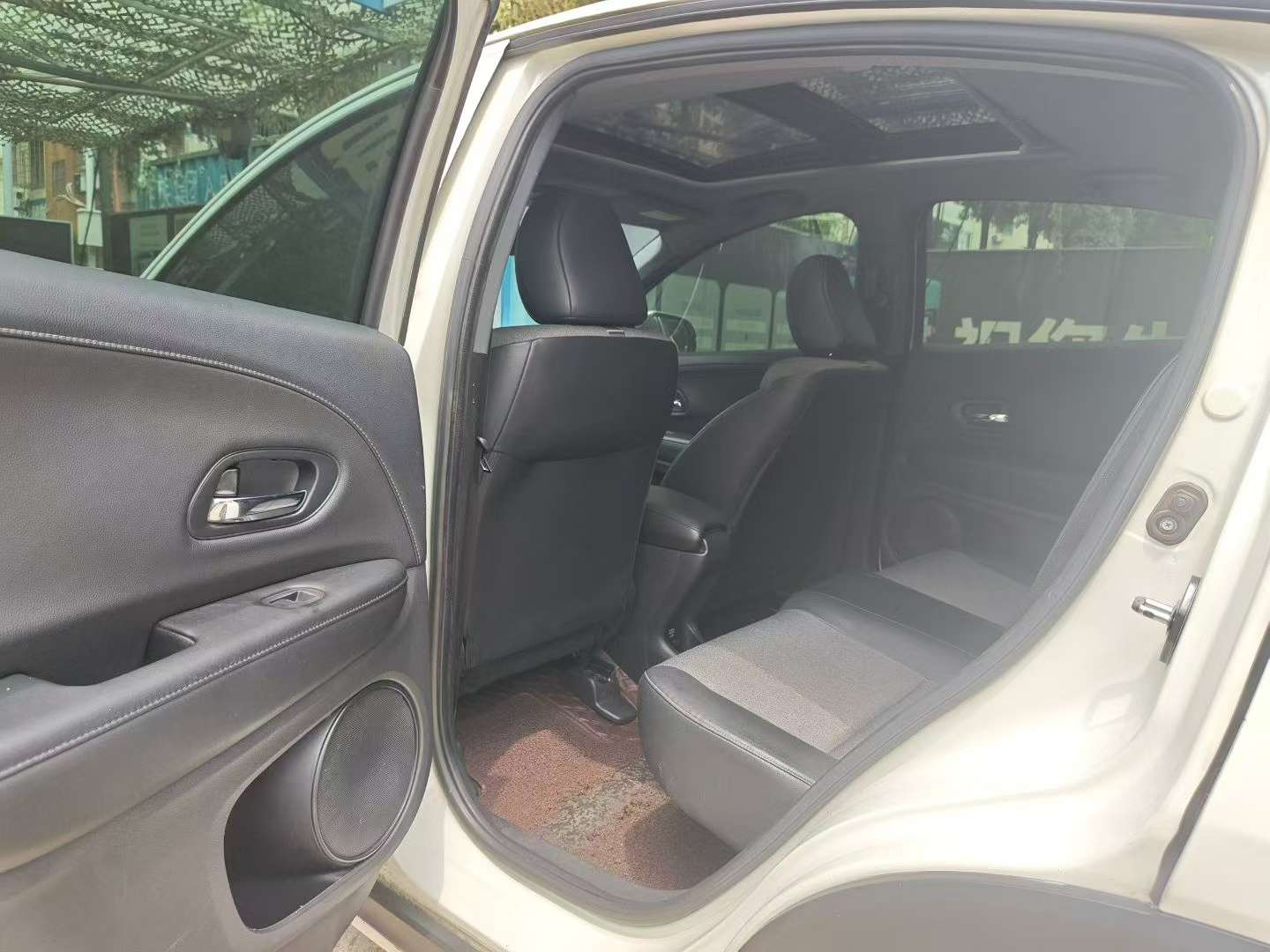 Honda XR-V 220TURBO 1.5T CVT Luxury Edition 5