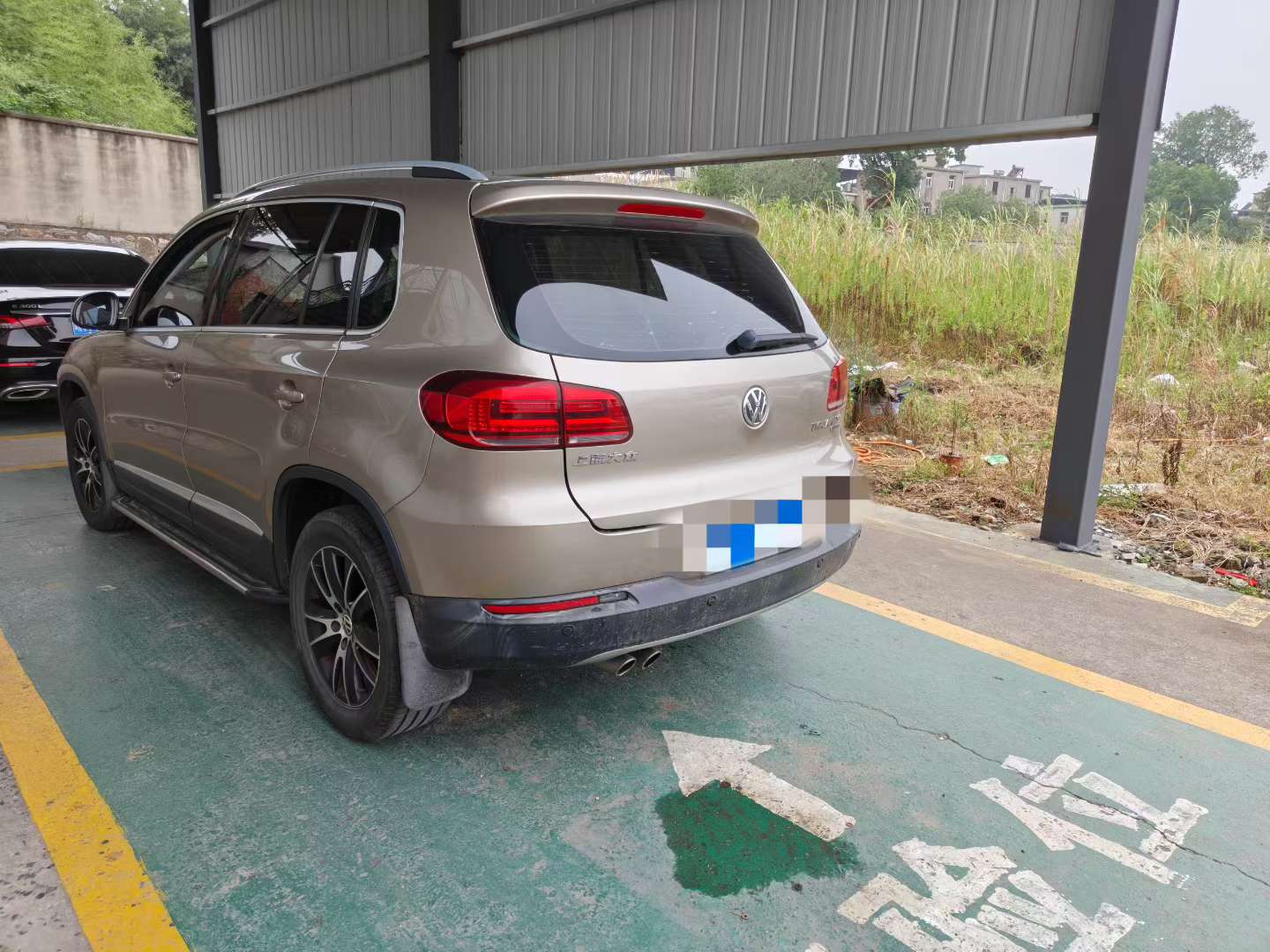 Volkswagen Tiguan 1.8 4WD Automatic Panoramic Sunroof 4