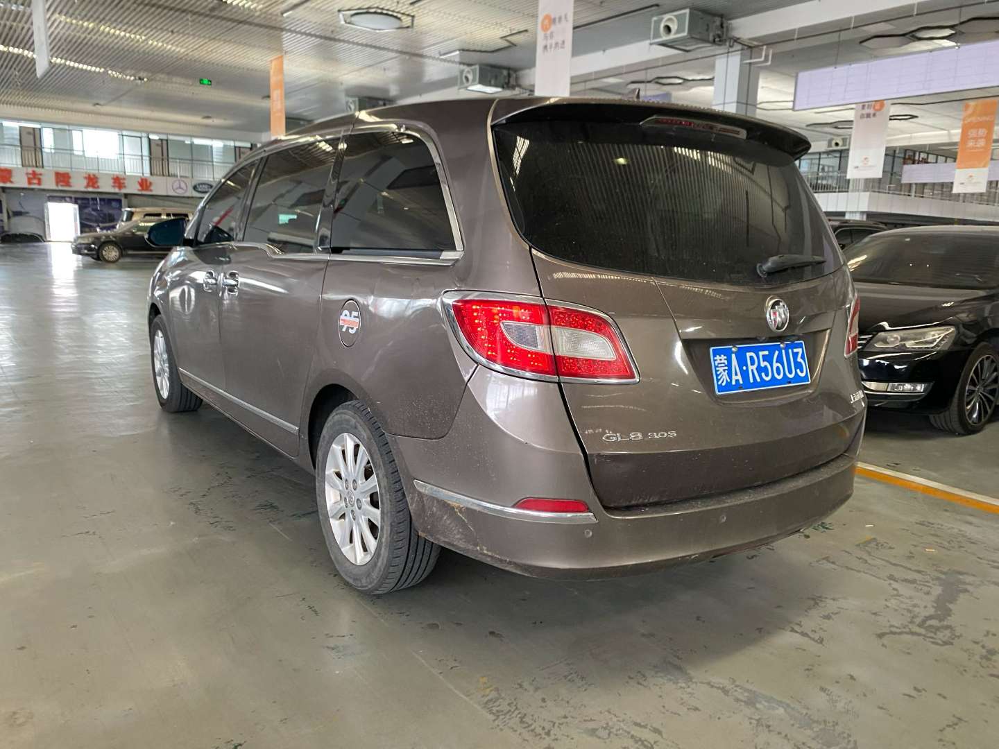 Buick GL8 3999 Flagship 8