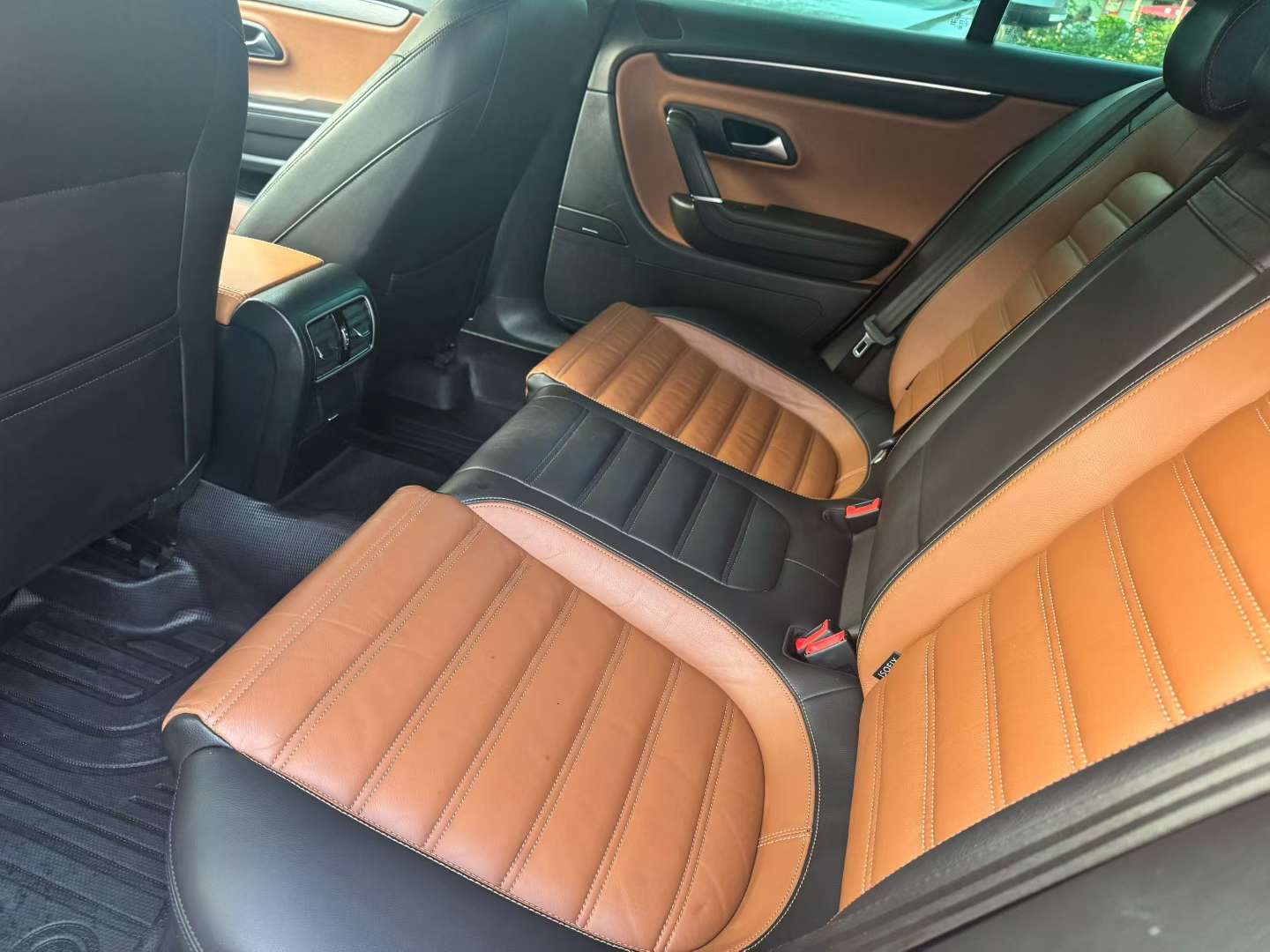 Volkswagen CC 2016 1.8T Luxury Edition 5