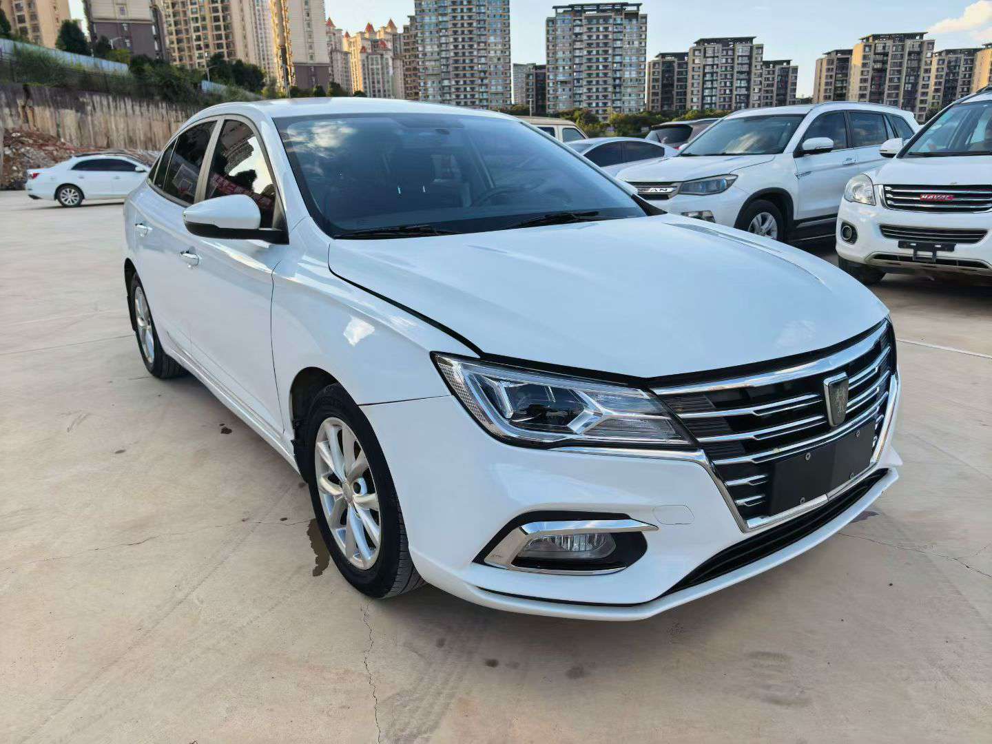 Roewe i5 2