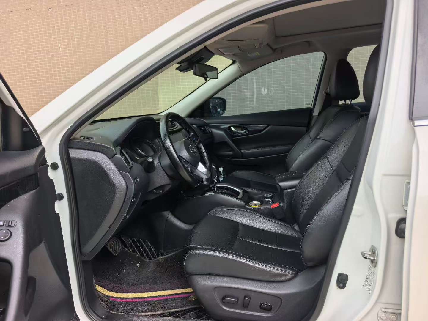 Nissan X-Trail 2.5 4WD 4
