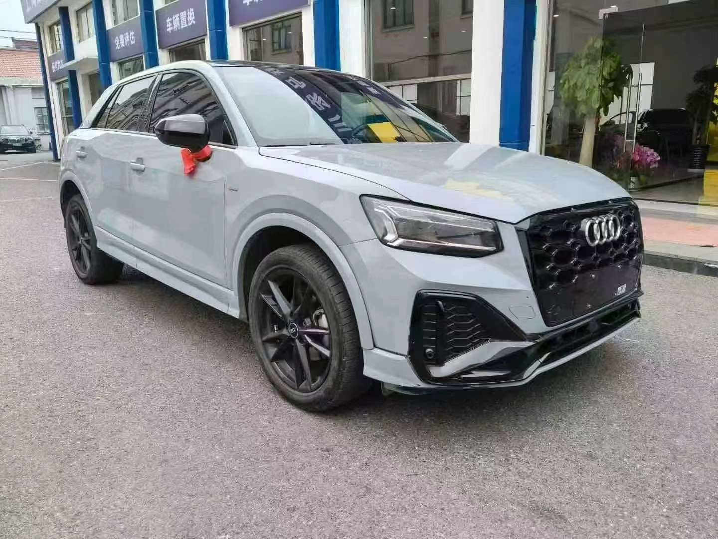 Audi Q2L 3